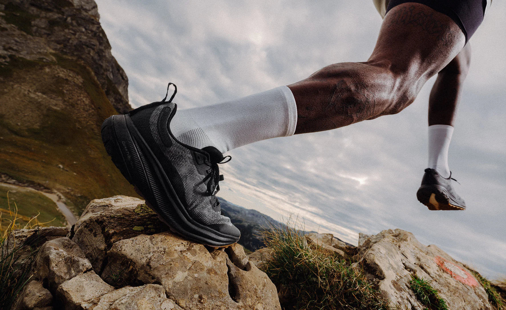 Men's Roam Trail Running Shoe | Black/Black - Image 7