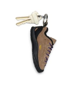 Alternative view of Jasper Sneaker Keychain  |  Grey