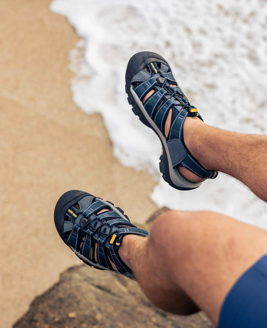 Men's Newport H2 Sandal | Monochrome/Burnt Brick - Image 9