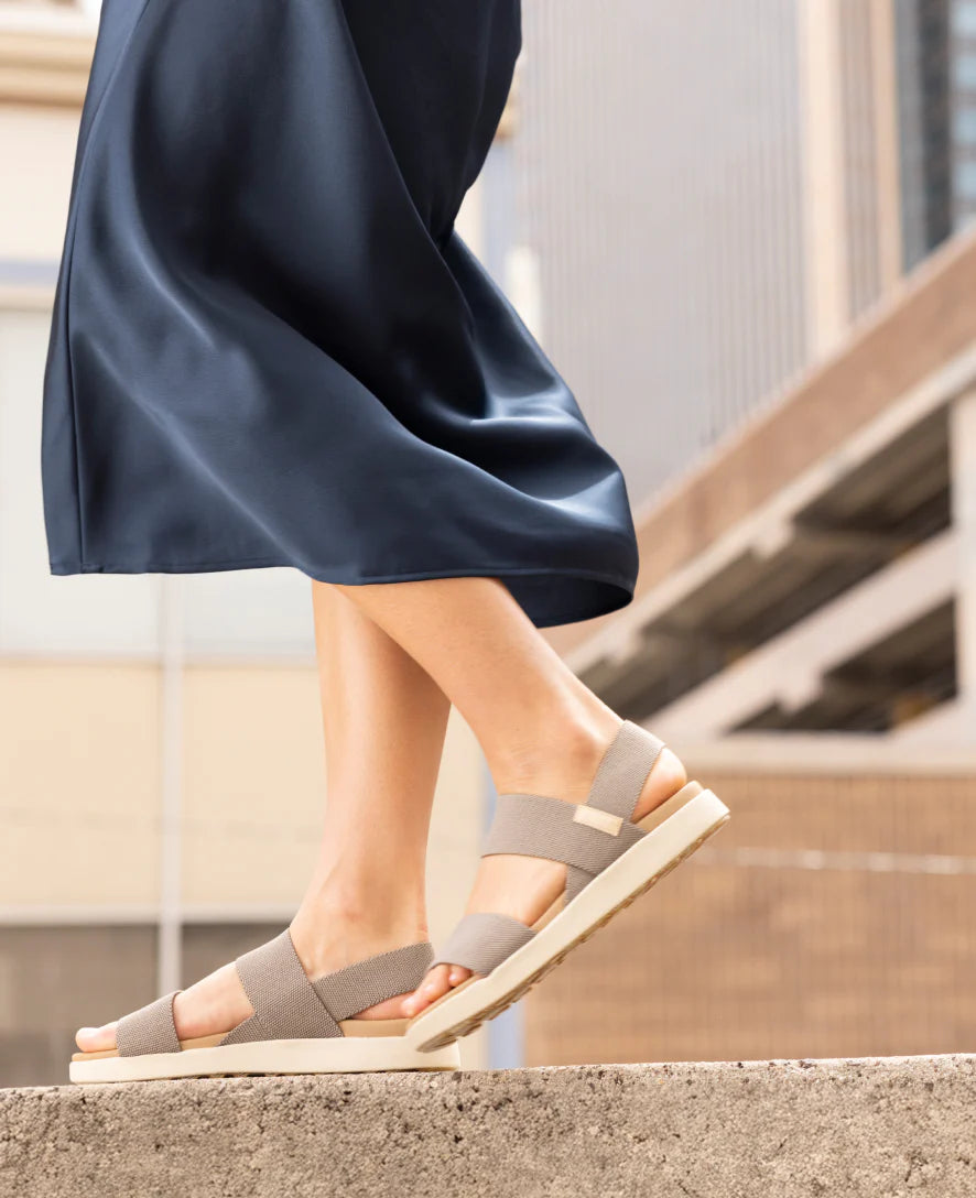 Women's Elle Backstrap Sandal | Black - Image 3