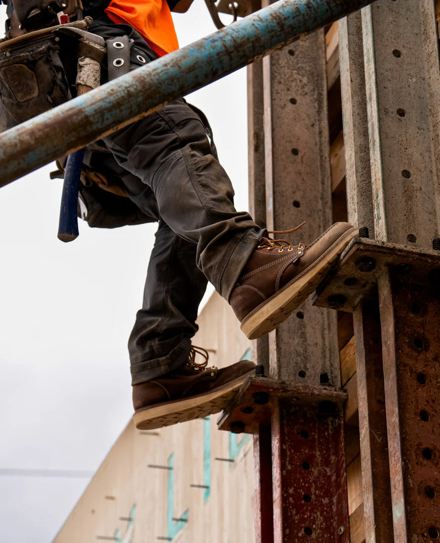 Men's Liberty 6 Waterproof Boot (Carbon Toe) | Chestnut/Gum - Image 8