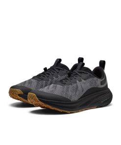 Alternative view of Men's Roam Trail Running Shoe  |  Black/Magnet