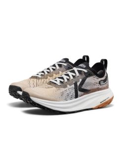Alternative view of Women's Seek Trail Running Shoe  |  Safari/Black